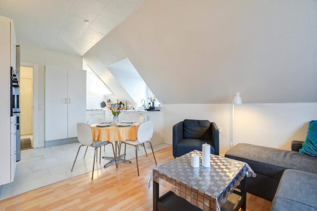 Lovely Top Floor Apart Copenhagen Near Airport, Metro And The Beach Exterior foto