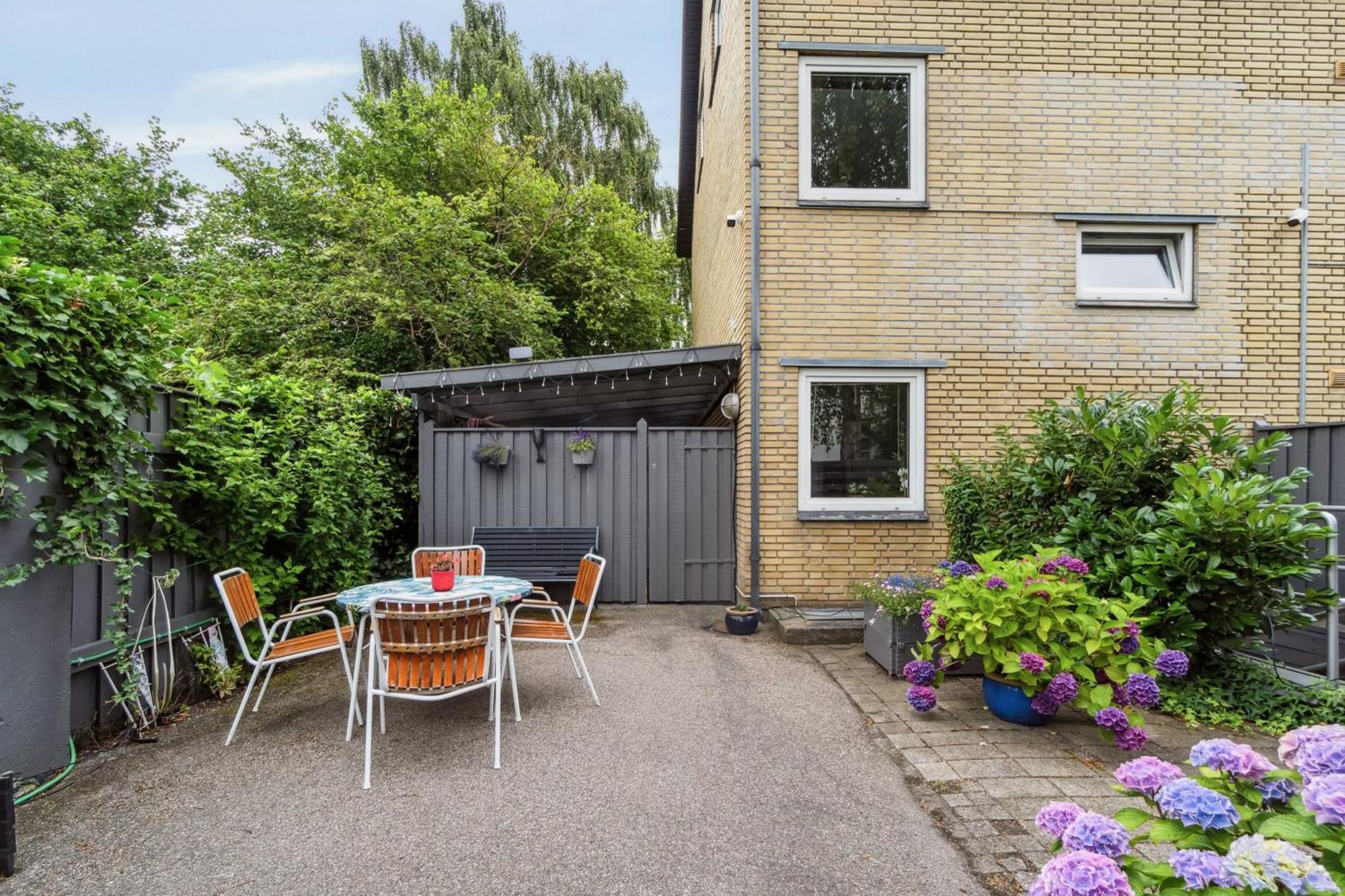 Lovely Top Floor Apart Copenhagen Near Airport, Metro And The Beach Exterior foto